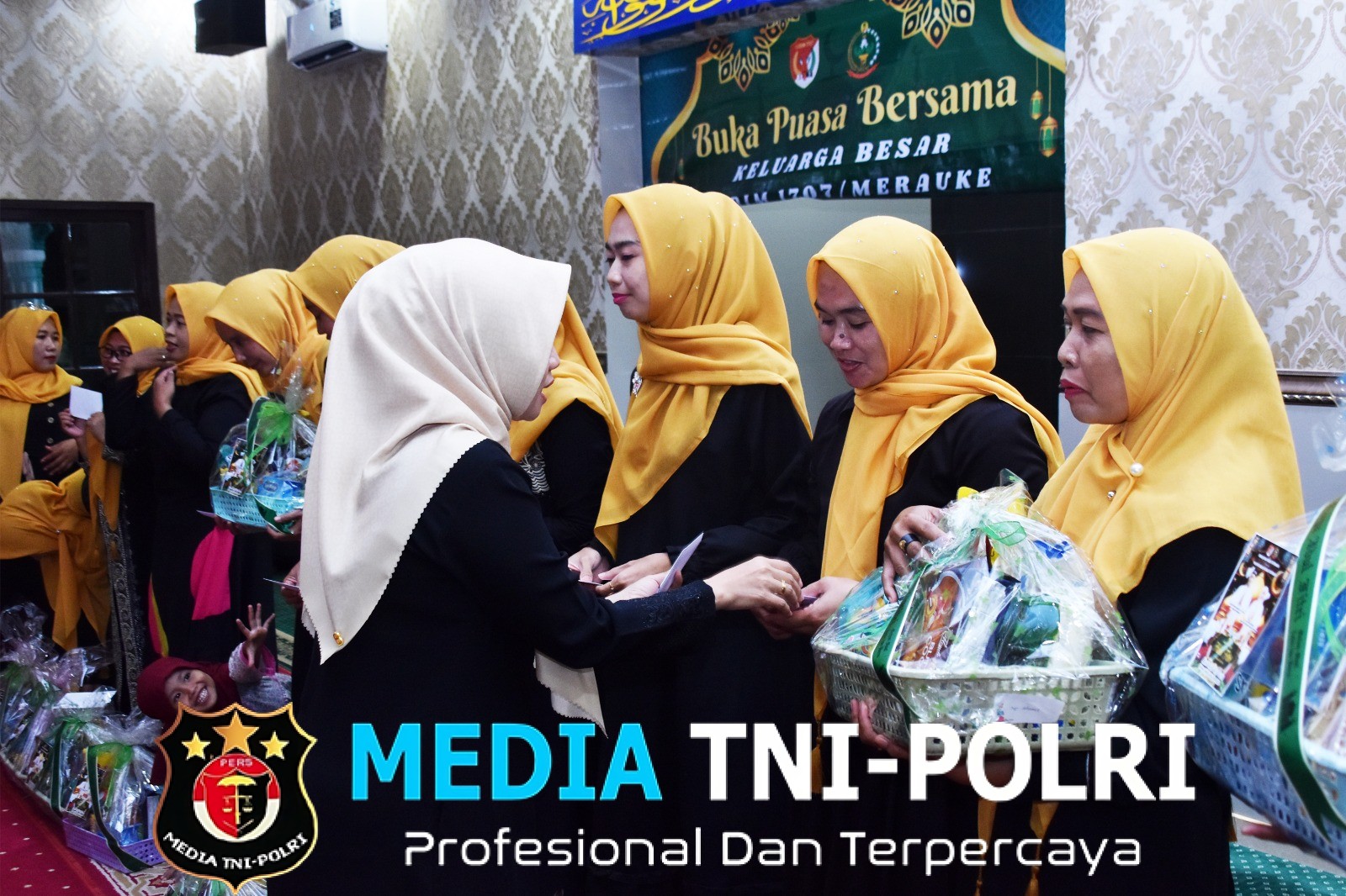 Kodim 1707/Merauke Pererat Kebersamaan Dalam Buka Puasa Bersama