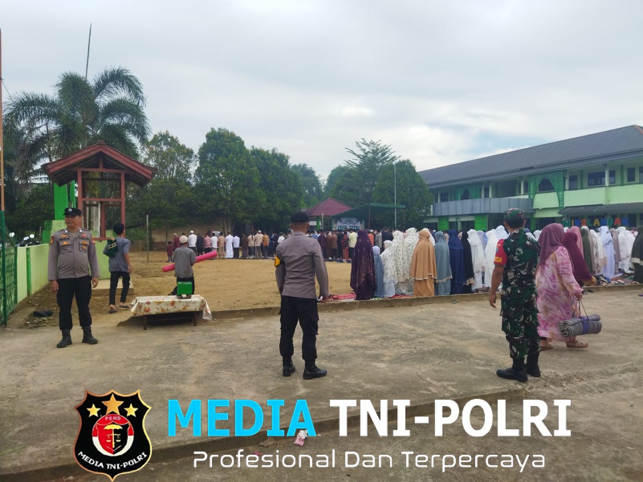 Polsek Menyuke Laksanakan Pengamanan Sholat Idul Fitri 1447 Hijriah