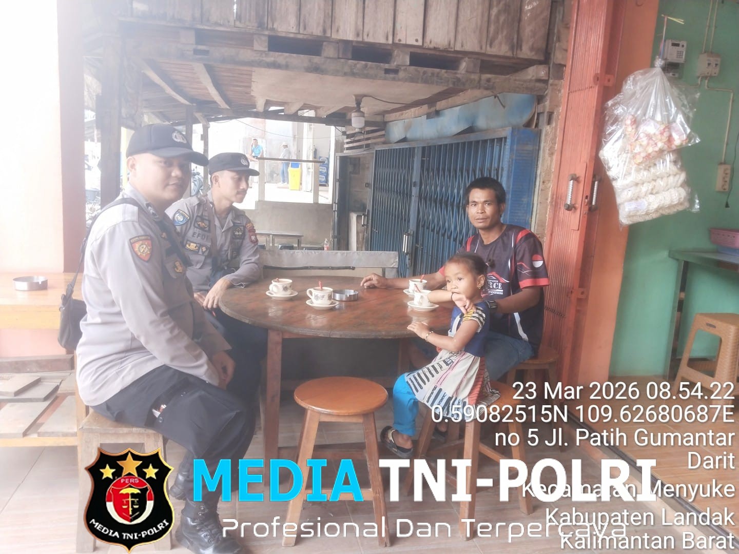 Laksanakan Patroli Siang, Samapta Polsek Menyuke Jaga Kamtibmas