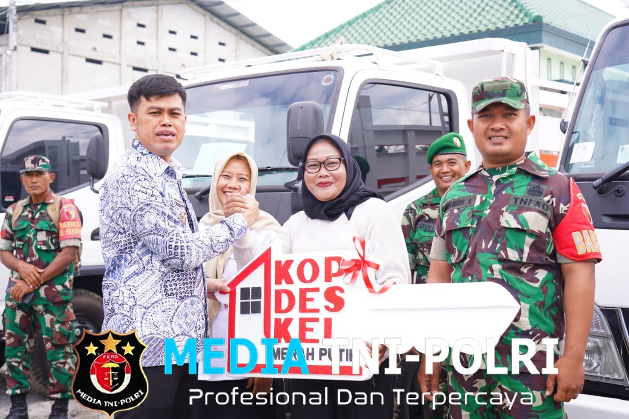 Penyerahan Simbolis dan Pelepasan Kendaraan Truk KDKMP di Wilayah Blitar Raya