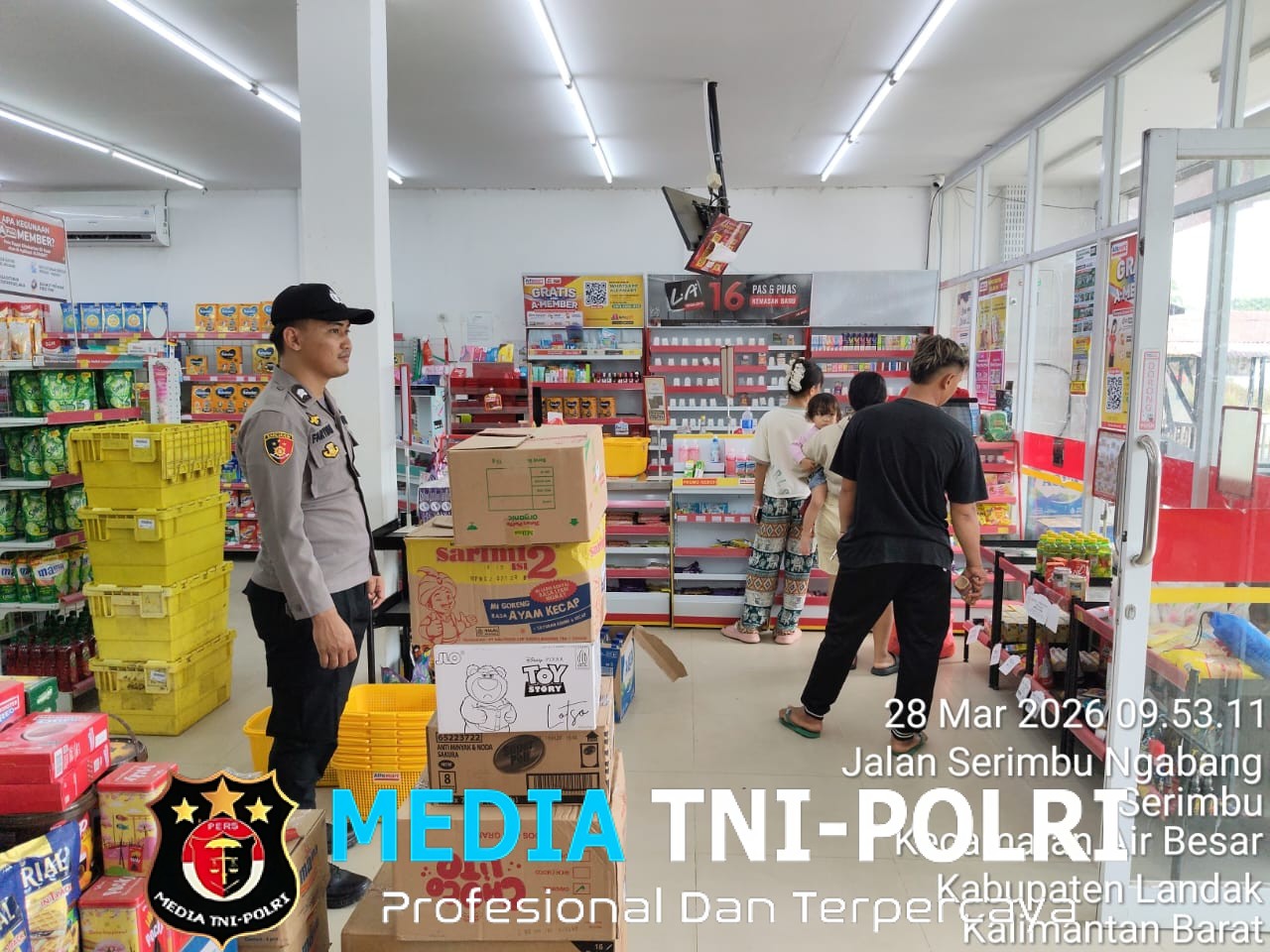 Antisipasi Gangguan Kamtibmas, Polisi Patroli dan Sambangi Toko Alfamart