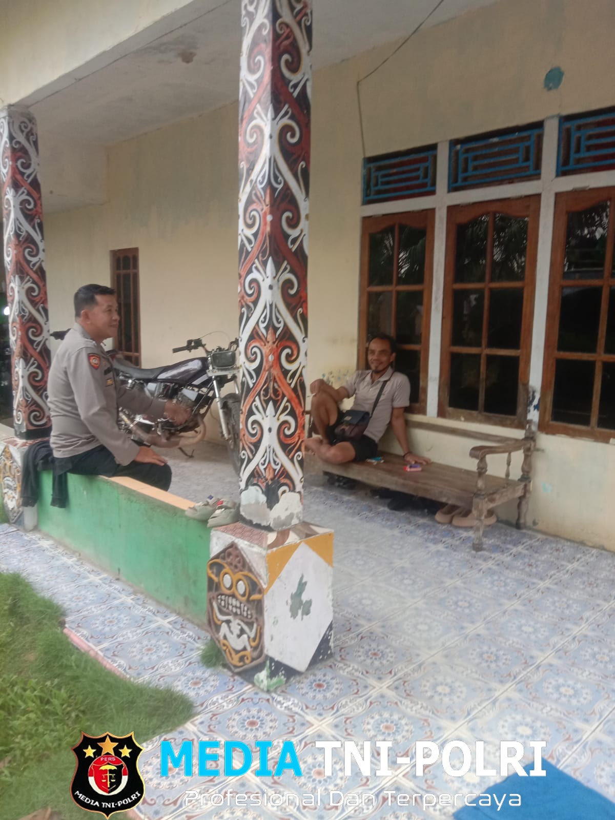 Polisi Sambangi Rumah Warga, Cara Humanis Jalin Kedekatan di Hari Libur