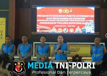Kapolres Tulang Bawang Barat Pimpin Giat Penandatanganan Pakta Integritas Penerimaan Terpadu Anggota Polri Tahun Anggaran 2026