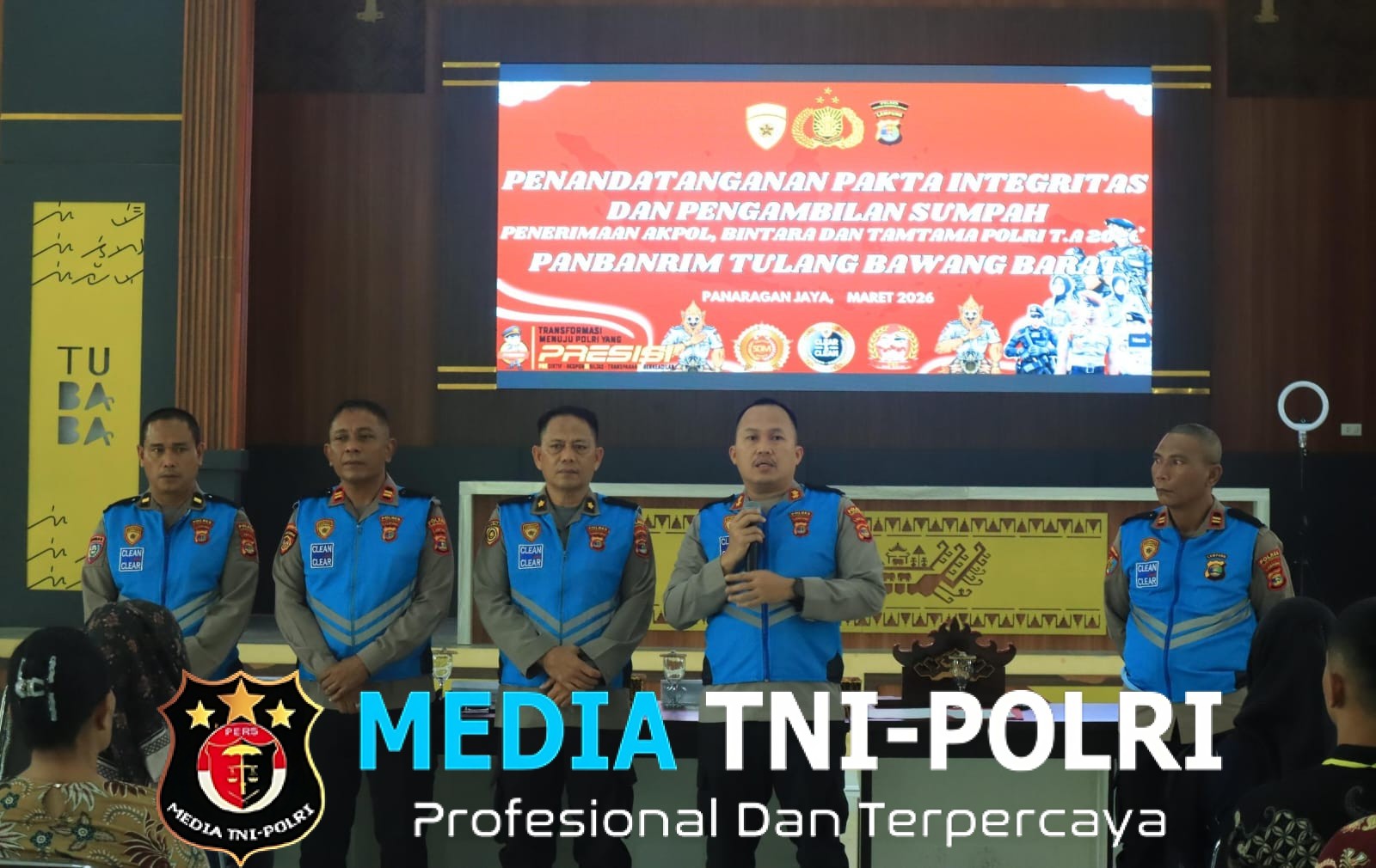 Kapolres Tulang Bawang Barat Pimpin Giat Penandatanganan Pakta Integritas Penerimaan Terpadu Anggota Polri Tahun Anggaran 2026