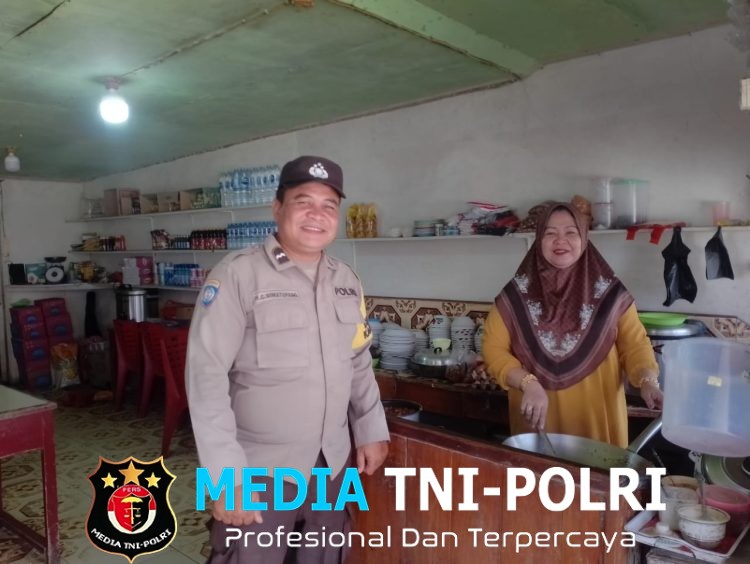 Ciptakan Situasi Aman, Bhabinkamtibmas Polsek Kuala Behe Sambangi Warga Dan Dialogis Kamtibmas