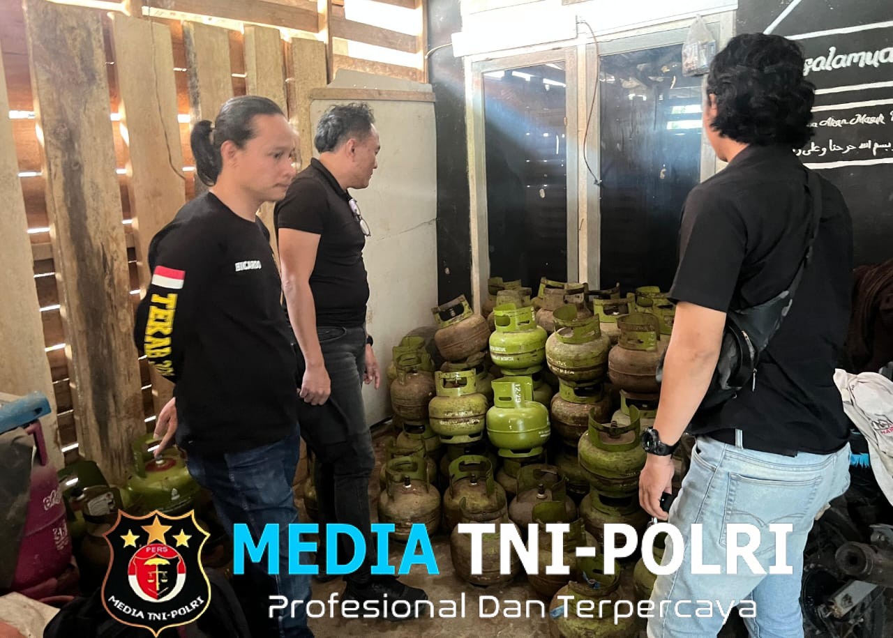 Satreskrim Polres Tulang Bawang Barat Lakukan Monitoring Ketersediaan dan Harga LPG 3 Kg