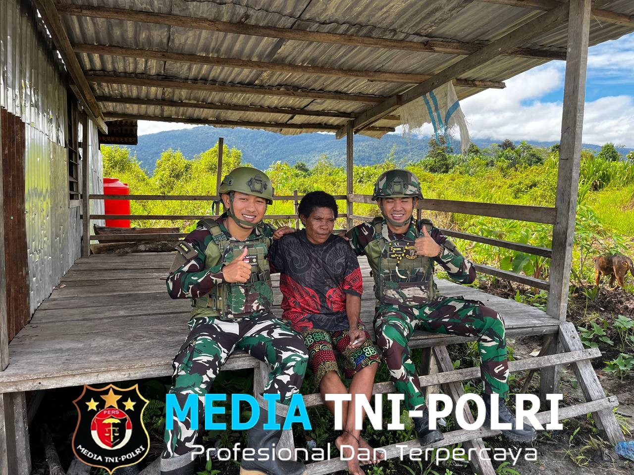 Merajut Kebersamaan Satgas Yonif 521/DY Melalui Kegiatan Anjangsana di Distrik Elelim