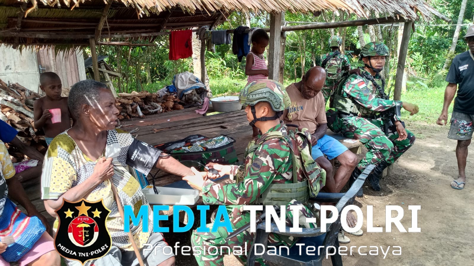 Satgas Yonif 123/Rajawali Laksanakan Patroli Terpadu di Distrik Obaa, Perkuat Keamanan dan Kedekatan dengan Warga