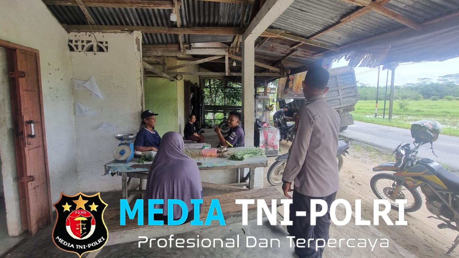 Patroli Siang Polsek Menjalin, Wujudkan Situasi Kamtibmas Tetap Kondusif