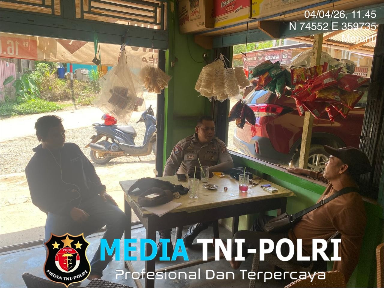 Warung Jadi Tempat Curhat Kamtibmas, Polisi Dekatkan Diri dengan Warga