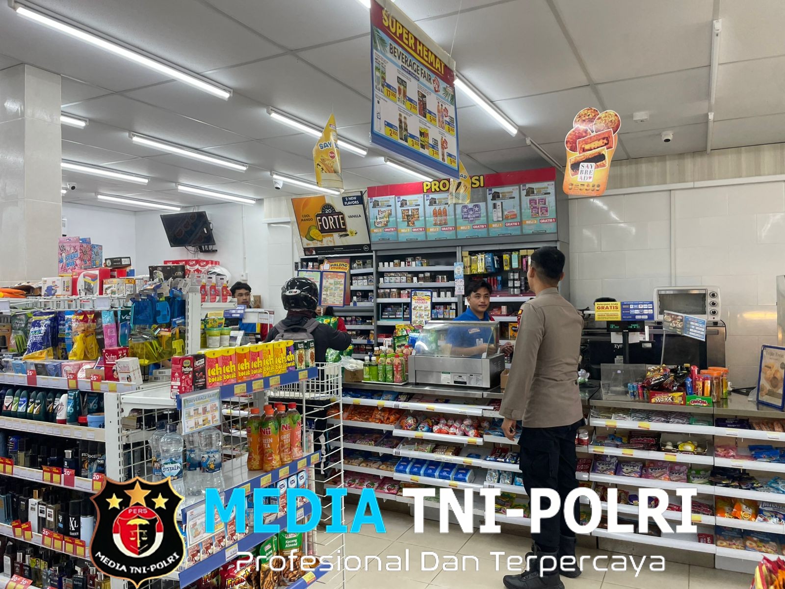 Waspada Kriminalitas, Polisi Beri Imbauan Langsung kepada Kasir Alfamart