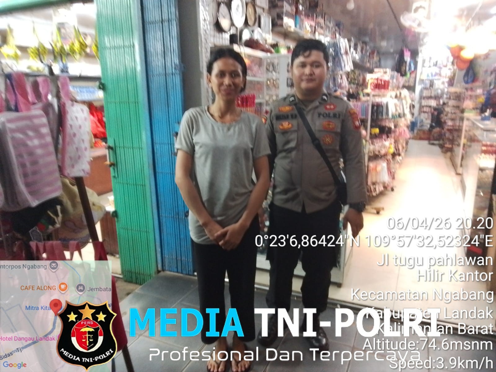 Untuk Mencegah Tindakan Kriminalitas Dimalam Hari, Personil Polsek Ngabang Laksanakan Patroli Rutin