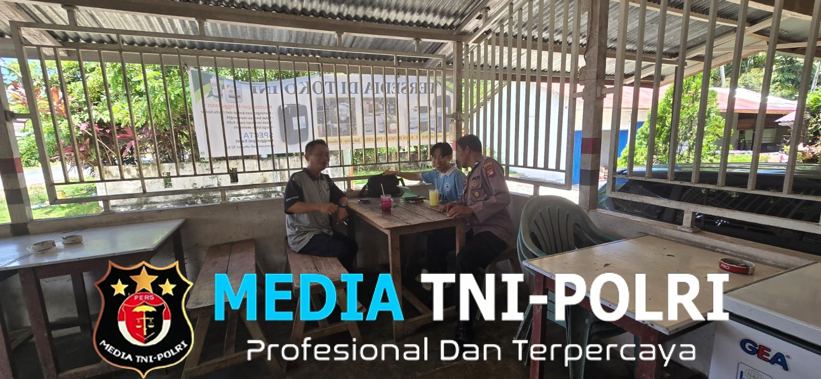 Sambil Bersantai Menikmati Es, Warga Dapat Imbauan Langsung dari Polisi