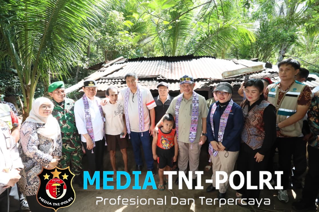 Tinjau Dampak Banjir Bandang di Sitaro, Mendagri  Pemerintah Akan Tangani Rumah Terdampak