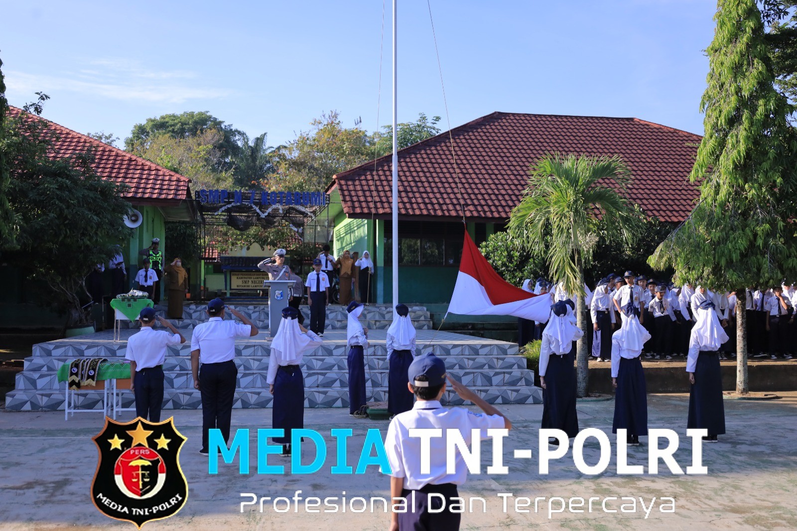 Satlantas Polres Lampung Utara Edukasi Pelajar Melalui Program Police Goes to School