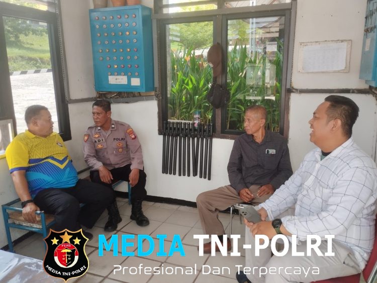 Patroli Siang, Polisi Imbau Warga Tingkatkan Kepedulian Lingkungan