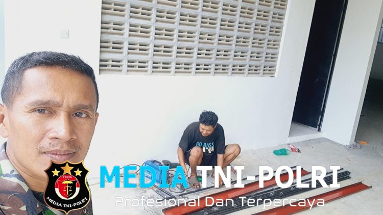 Babinsa Kawal Pembangunan KDKMP Semawung, Pastikan Tepat Mutu dan Tepat Waktu