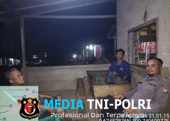 Suasana Santai Berubah Serius, Polisi Ingatkan Warga Judi Online Bisa Hancurkan Keluarga