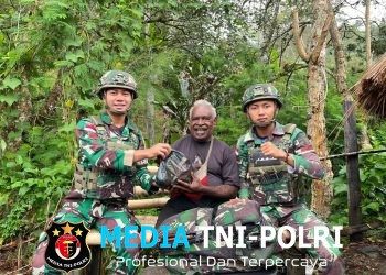 Hadir Untuk Negeri, Satgas Yonif 521/DY Berikan Pelayanan Kesehatan di Distrik Kelila