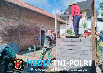 Bangun Sanitasi Babinsa Kerjen Bersama Warga, Wujud Nyata Pencegahan Penyakit