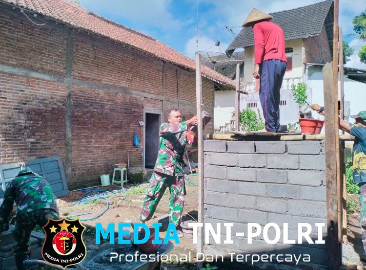 Bangun Sanitasi Babinsa Kerjen Bersama Warga, Wujud Nyata Pencegahan Penyakit