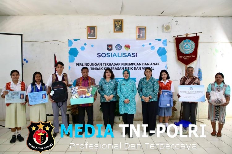 Sambangi SMAN 1 Atambua, Ketum TP PKK Tri Tito Karnavian Serukan Pencegahan Perilaku Kekerasan