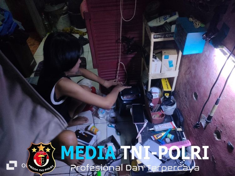 Polsek Cikarang Selatan Ungkap Peredaran Obat Keras Ilegal, Pelaku Diamankan di Kontrakan Sukaresmi