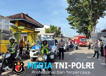 Satlantas Polres Lampung Utara Kawal Pawai TK Kemala Bhayangkari, Pastikan Lalu Lintas Aman dan Tertib