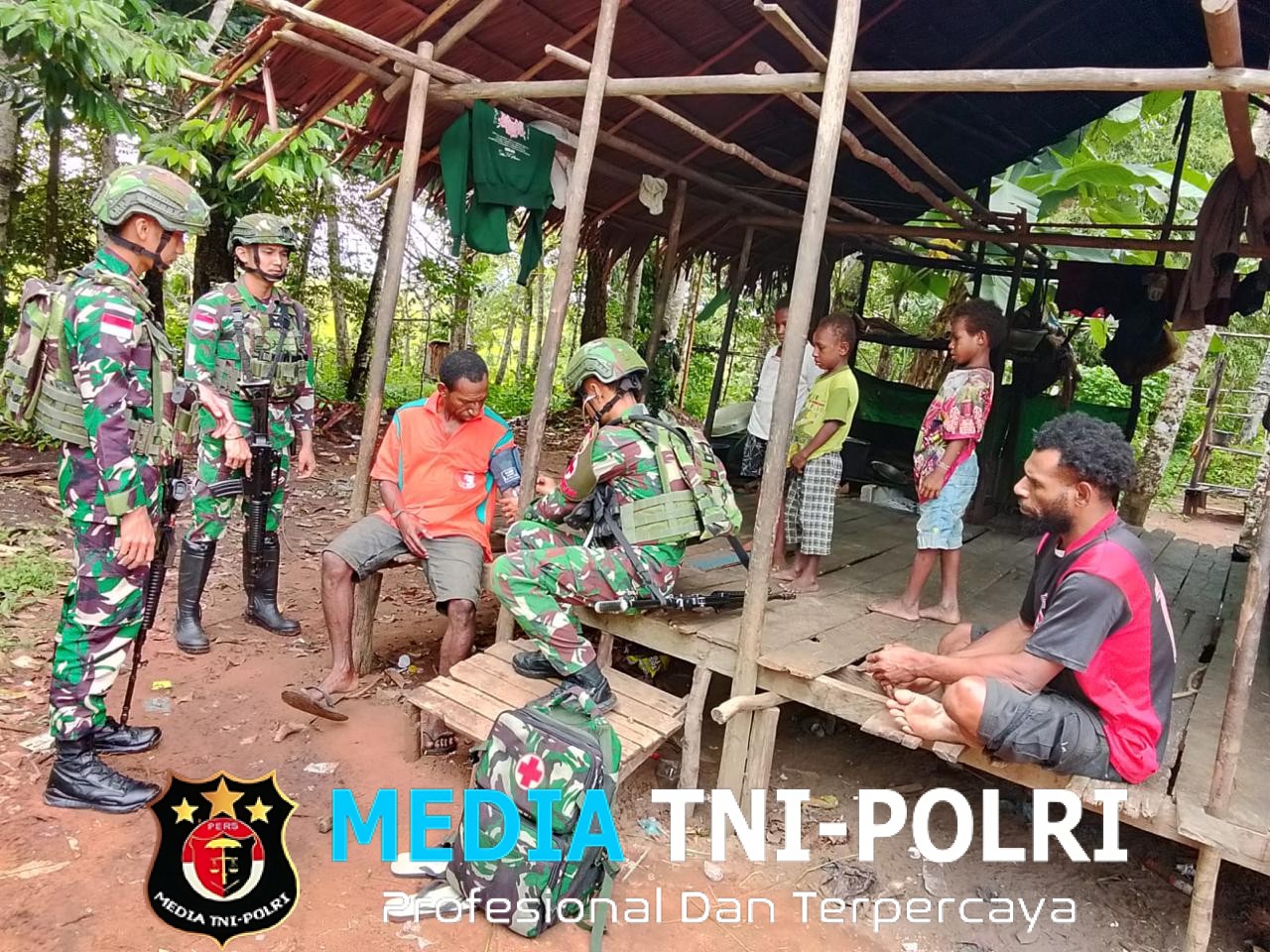 Satgas Yonif 123/Rajawali Laksanakan Patroli Keamanan dan Pelayanan Kesehatan di Kampung Yagatsu, Kabupaten Mappi