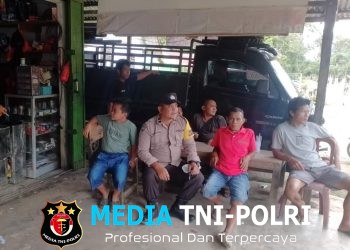 Dengan Sambang Dialogis Unit Binmas Polsek Kuala Behe Sampaikan Pesan Kamtibmas Kepada Masyarakat