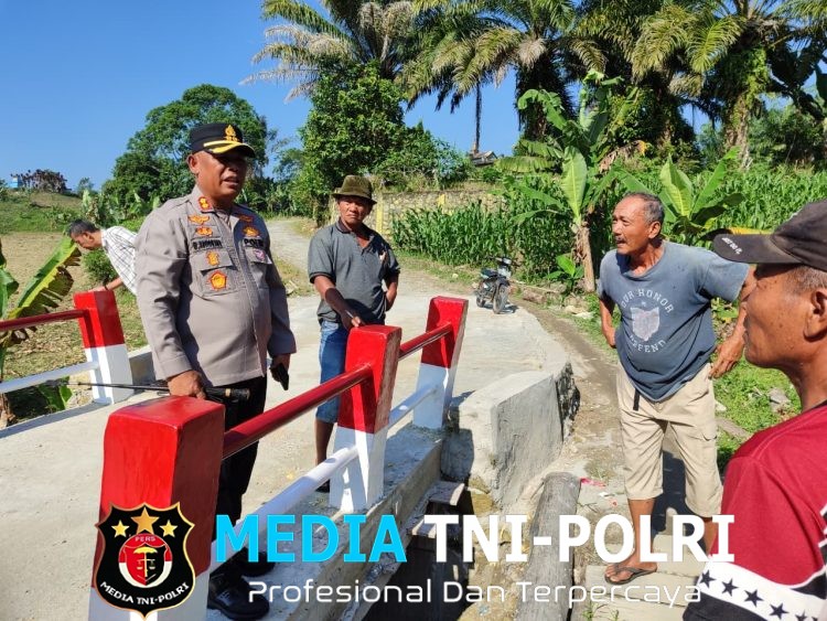 Kapolres Simalungun Tinjau Jembatan Merah Putih Presisi di Jorlang Hataran, Warga Pagar Batu Ungkapkan Rasa Syukur dan Terima Kasih