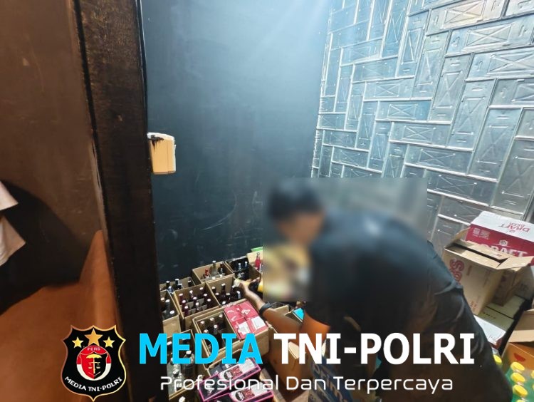 Bea Cukai Malang Tindak Ratusan Botol MMEA Ilegal di Kota Batu, Tegaskan Komitmen Berantas Peredaran Tanpa Izin