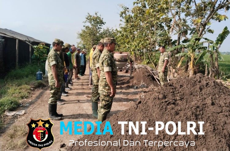 Sebelum Bekerja Satgas TMMD 128 Melaksanakan Apel Pagi Dan Senam