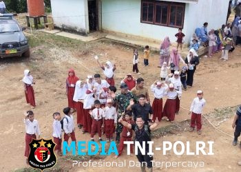 Antusias Warga Sambut TMMD ke 128 di Desa Seko Besar