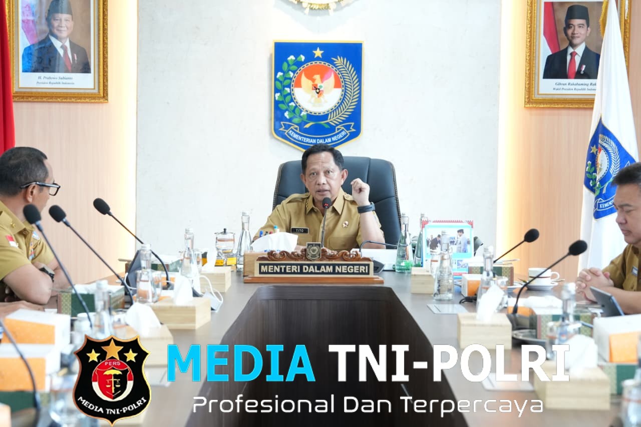 Percepat Transisi Energi, Mendagri Dorong Gubernur Bebaskan Pajak Kendaraan Listrik