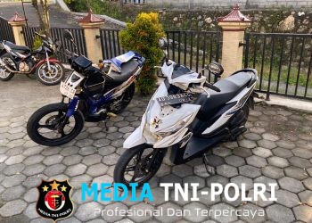 Dua Motor Adu Depan di Tanjakan Songarep Wonogiri, Satu Pengendara Alami Patah Tangan