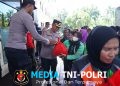 Polri Untuk Masyarakat Polres Metro Bekasi Gelar Bakti Sosial Bagikan 300 Sembako ke Berbagai Elemen Potmas