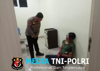 Kepergok Mencuri di Alfamart Pringsewu, Seorang Pria Babak Belur Diamuk Massa