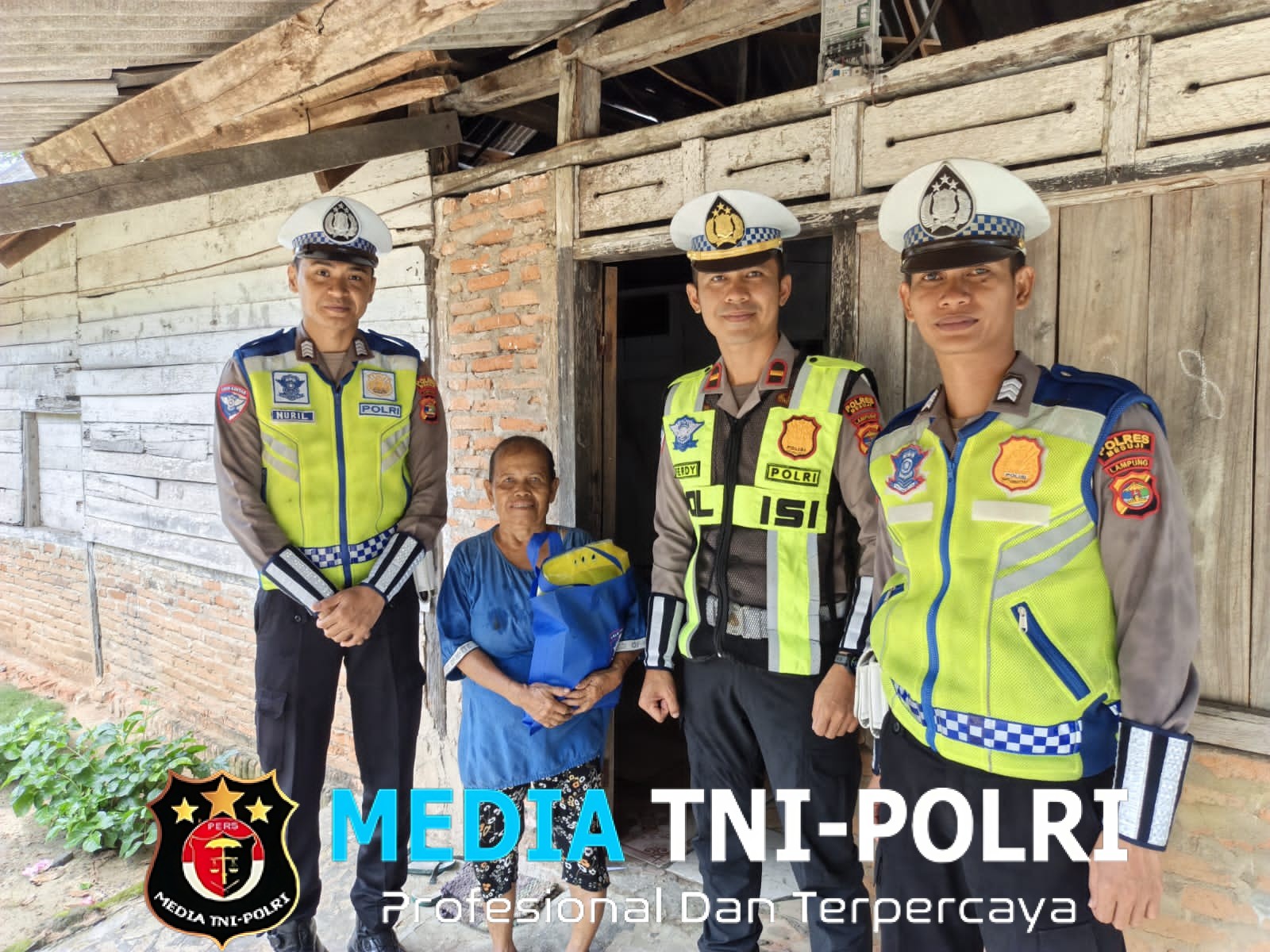 Jajaran Satuan Lalu Lintas Polres Mesuji Tak Pernah Berhenti Berbuat Baik dan Menebar Manfaat Bagi Masyarakat