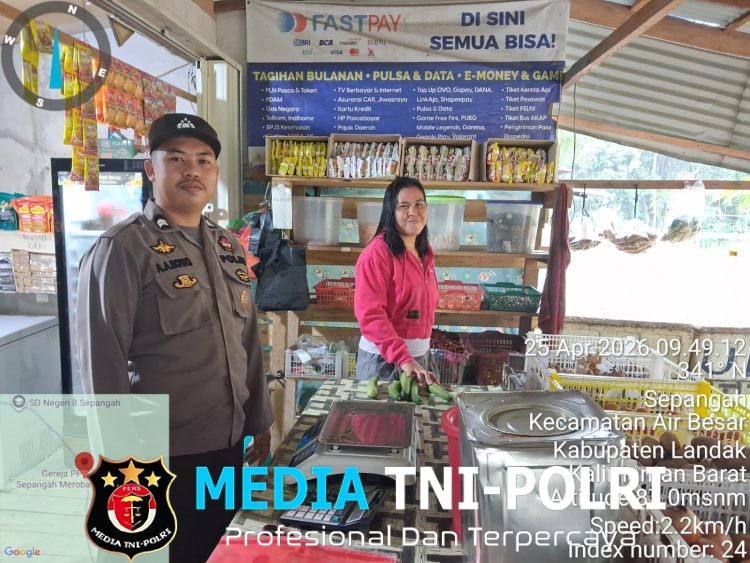 Humanis dan Dekat dengan Masyarakat, Polisi Patroli Siang Sambangi Penjual Sayur