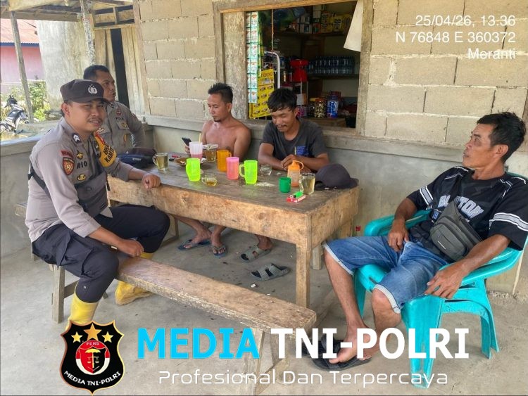 Patroli Sambil Ngobrol, Polisi dan Warga Bangun Keakraban