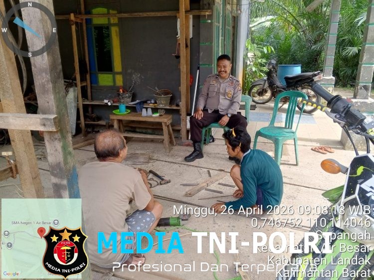 Wajah Humanis Polisi di Lapangan, Patroli Siang Jadi Momen Kedekatan dengan Warga