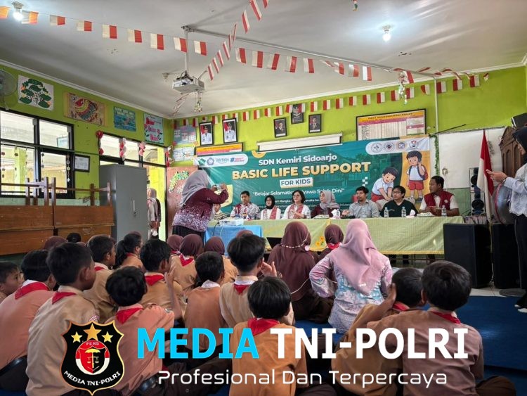 Siswa SDN Kemiri Sidoarjo Antusias Ikuti Pelatihan Basic Life Support untuk Anak