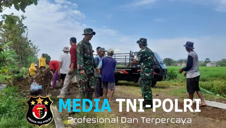 Terik Matahari Tak Padamkan Semangat Bekerja