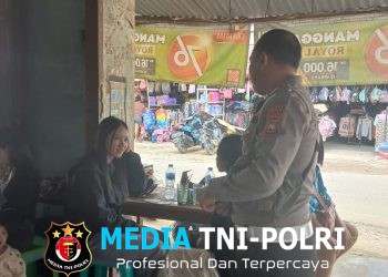 Kanit Lantas Polsek Mempawah Hulu Gobrol Santai Bersama Warga, Ingatkan Tertib Berlalu Lintas