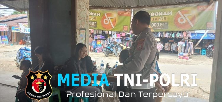 Kanit Lantas Polsek Mempawah Hulu Gobrol Santai Bersama Warga, Ingatkan Tertib Berlalu Lintas