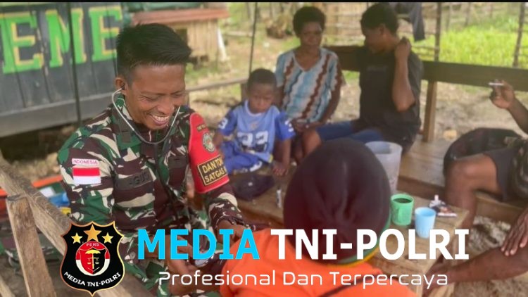 Pos Selal Yonif 751/VJS Berikan Pengobatan Gratis bagi Warga Kampung Dipol dan Bringin
