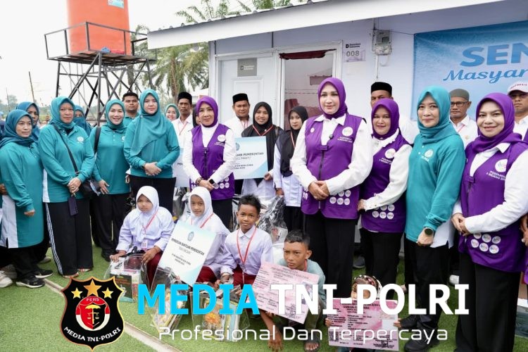 Ketum Posyandu Tri Tito Karnavian Dorong Pemulihan Warga Huntara Aceh Utara Lewat Bantuan Sosial dan Senam Sehat