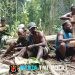 Di Balik Nasi Bungkus Ada Kebersamaan TMMD Ke 128 di Kampung Tanah Rubuh, Tanpa Sekat Tanpa Batas!