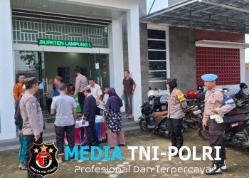 Polres Lampung Utara Amankan Kegiatan Pengumpulan Bagasi dan Keberangkatan Jamaah Haji Kloter 15 JKG